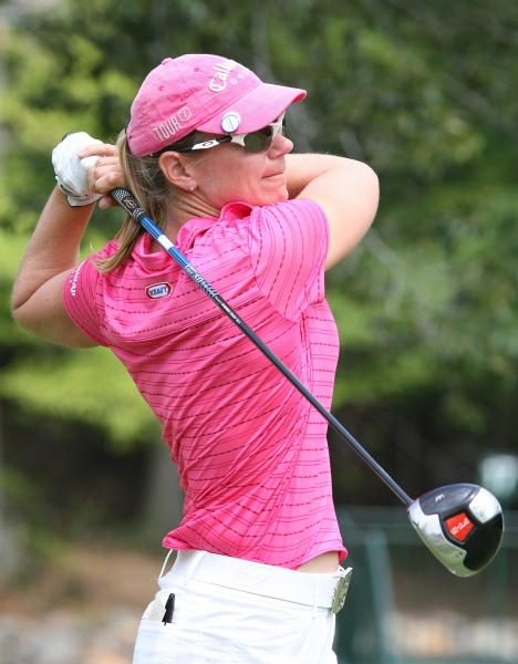 1200px-2008_lpga_championship_-_annika_sorenstam_tee_shot-9060659