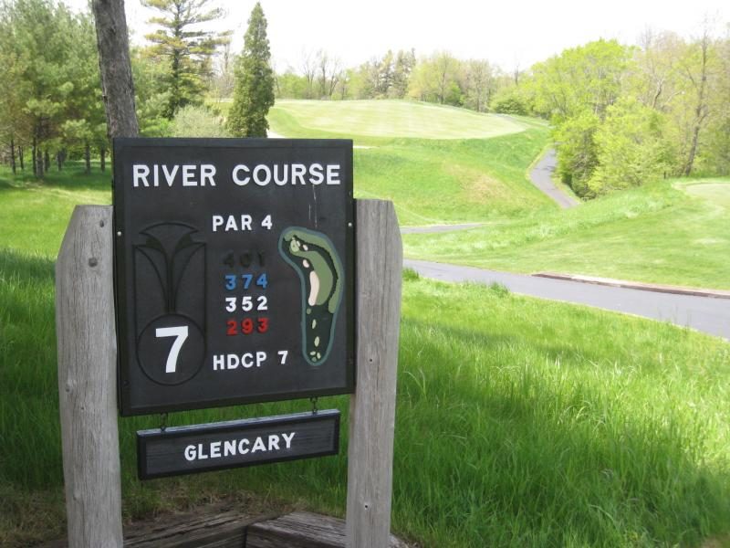 wisconsin_golf_hole_sign-1734382