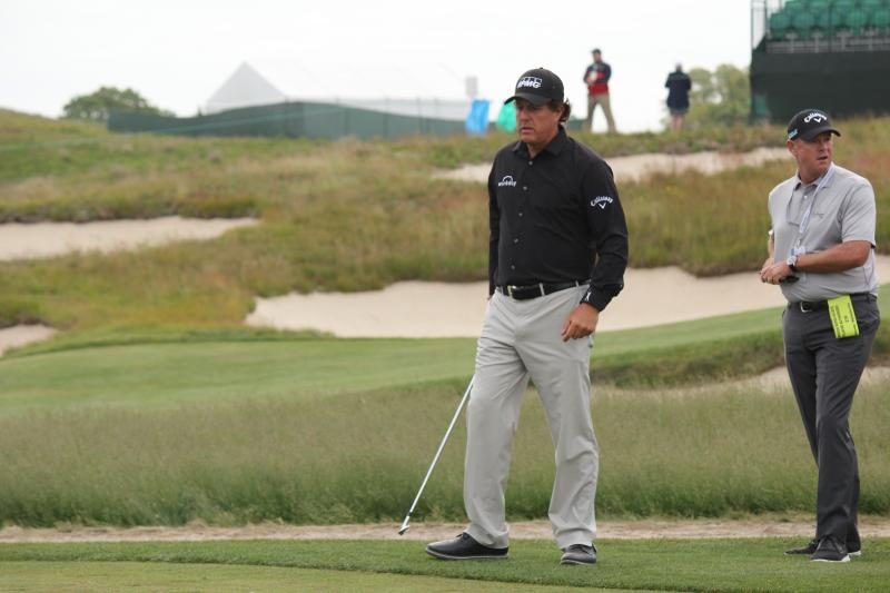 phil_mickelson_15-7190138